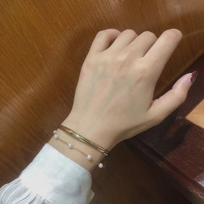 Pearl bangle