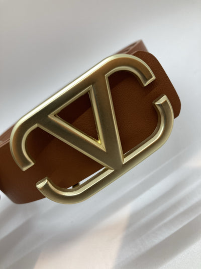 V fashion belt